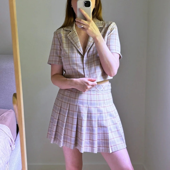 Aritzia Sunday Best Olive Micro Pleated Plaid Skirt Size 8 Academia Preppy - Picture 8 of 9